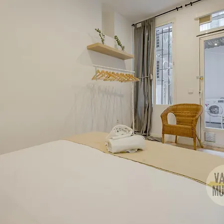 Nuevo Apt De 9Pax En La Cava Alta Centro De Madrid E1 Exterior photo